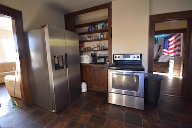 678 Spruce St, Morgantown, WV 26505 - photo 3