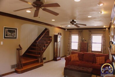 1527 SW Randolph Ave, Topeka, KS 66604 - photo 6