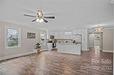 660 Spring St SW, Concord, NC 28025 - photo 2