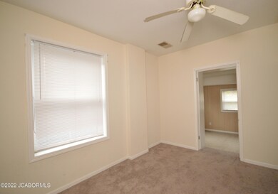 Bedroom-up