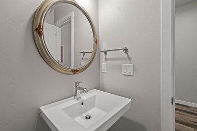 3618 SW Badger Ave, Redmond, OR 97756 - photo 7