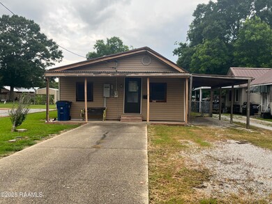 708 N Wilson Ave, Kaplan, LA 70548 - photo 2