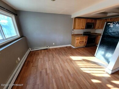 516 N Park St, Anchorage, AK 99508 - photo 3
