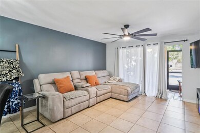Plaza Gardens unit 102, Sarasota, FL 34239 - photo 3