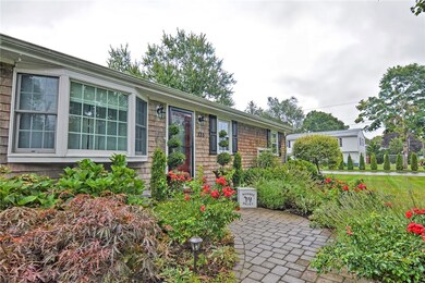 135 Sowams Rd, Barrington, RI 02806 - photo 5