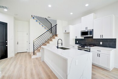 7209 Sayers St, Houston, TX 77016 - photo 4