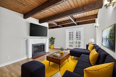 86 Wharf St unit 6, Salem, MA 01970 - photo 3