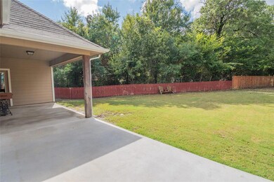 1008 S Brazos St, Weatherford, TX 76086 - photo 2