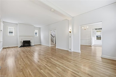 1338 Mallory Ct, Norfolk, VA 23507 - photo 2