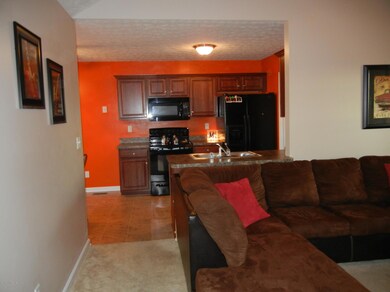 246 Gentry Ln, Mount Washington, KY 40047 - photo 3