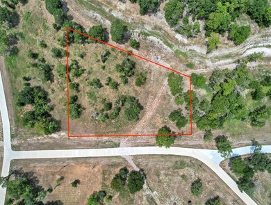 2802 Whispering Pine Dr, Alvin, TX 77511 - photo 2