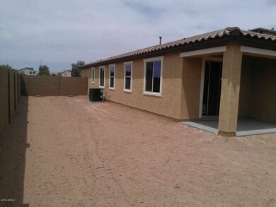 Lot 184_Del Rio 2_Stephen (side yard)