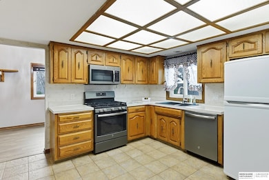 2103 Morrie Dr, Bellevue, NE 68123 - photo 4