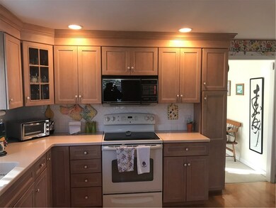 158 W Blue Ridge Rd, Cranston, RI 02920 - photo 6