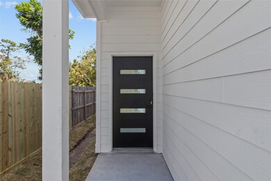 7604 Glass St, Houston, TX 77016 - photo 3