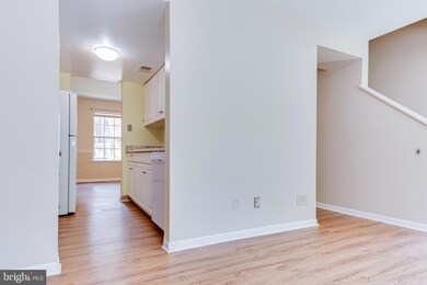 9073 Lambskin Ln, Columbia, MD 21045 - photo 6