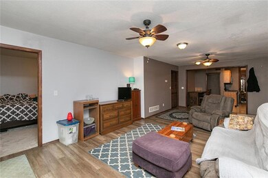 4008 56th St, Des Moines, IA 50310 - photo 7