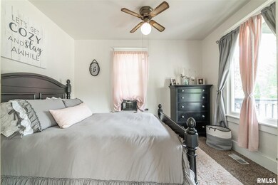 920 Pulaski St, Lincoln, IL 62656 - photo 6