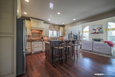 4090 Steam Mill Ct, Oswego, IL 60543 - photo 4