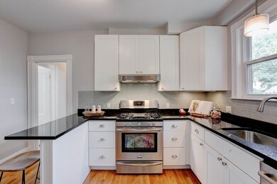 27 Holworthy St unit 1, Cambridge, MA 02138 - photo 6