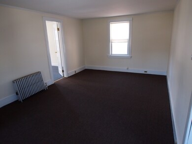 1045 Middlesex St unit B, Lowell, MA 01851 - photo 2