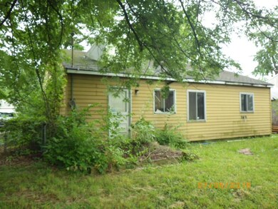 602 E Linda Layne, Muncie, IN 47303 - photo 2