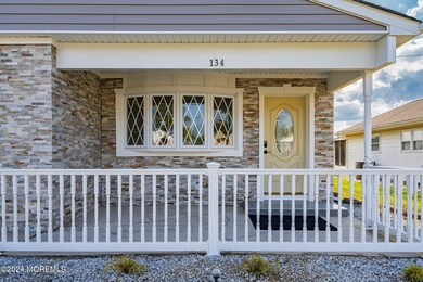 134 Torrey Pines Dr, Toms River, NJ 08757 - photo 2
