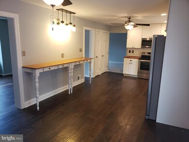 35 Edgebrooke Way, Newark, DE 19702 - photo 4