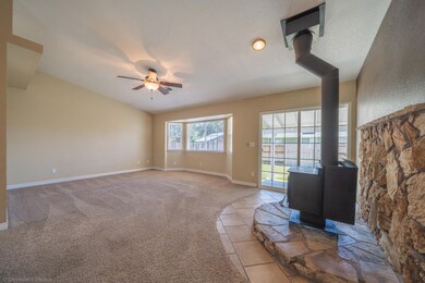1043 Goodview Way-11