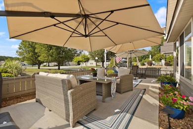 371 Chateau Place, Bronston, KY 42518 - photo 3