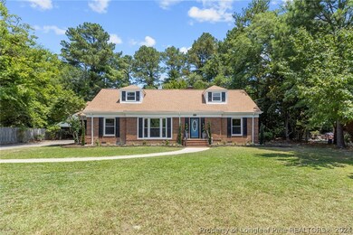 2718 Mirror Lake Dr, Fayetteville, NC 28303 - photo 3