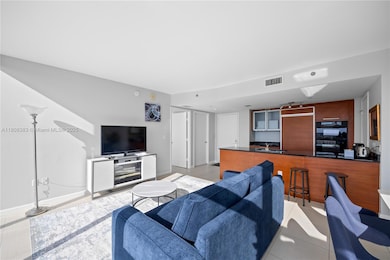 The Beach Club unit 1807, Hallandale Beach, FL 33009 - photo 5