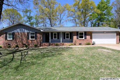 116 Nottingham Rd, Rainbow City, AL 35906 - photo 2