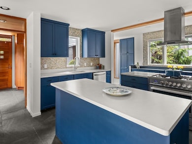 New Kitchen