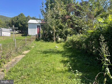 406 Catherine St, Ashland, PA 17921 - photo 4