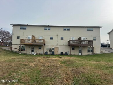 1918 Topside Rd, Louisville, TN 37777 - photo 4