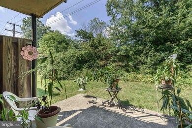 1020A Brixton Ct, Sterling, VA 20164 - photo 4