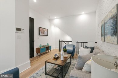 1979 Biltmore St NW unit 2, Washington, DC 20009 - photo 5