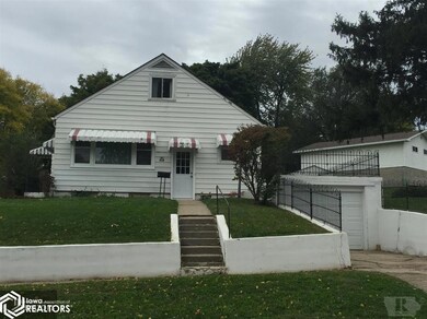 303 Elm St, Coon Rapids, IA 50058 - photo 2