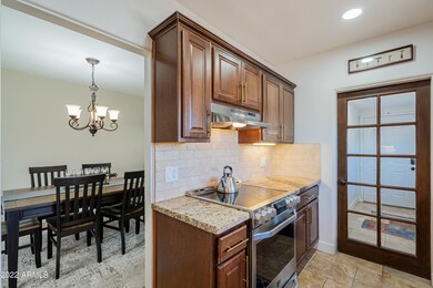 2542 N 12th St, Phoenix, AZ 85006 - photo 5