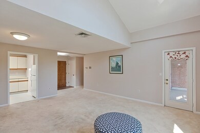 760 Highland Ave unit 19, Needham Heights, MA 02494 - photo 5