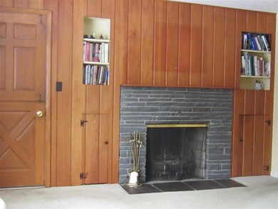 19 Sunset Dr, Delmar, NY 12054 - photo 2