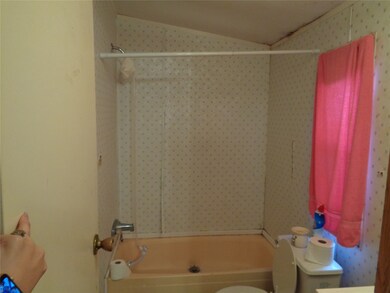 401 Velasco St, Brazoria, TX 77422 - photo 6