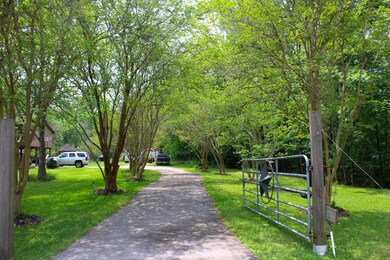 13692 Walker Rd, Conroe, TX 77302 - photo 3