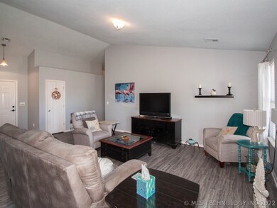 20501 E 41st Place S, Broken Arrow, OK 74014 - photo 5