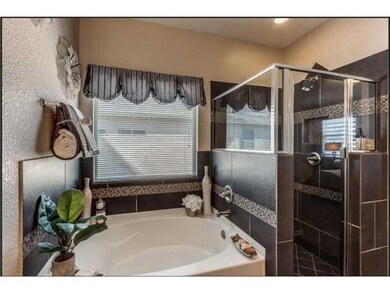 11472 Flor Liatris Dr, Socorro, TX 79927 - photo 6