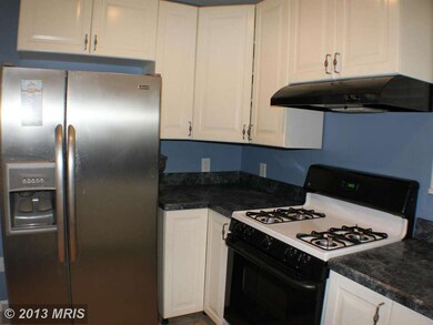 101 Morton Ct, Manassas Park, VA 20111 - photo 7