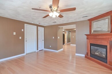 110 Ash St unit 6, Fall River, MA 02724 - photo 4