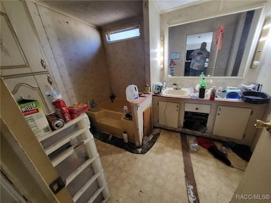 13551 SE 30th St, Morriston, FL 32668 - photo 4