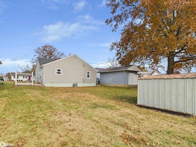 329 Boulevard Rd, Keokuk, IA 52632 - photo 5